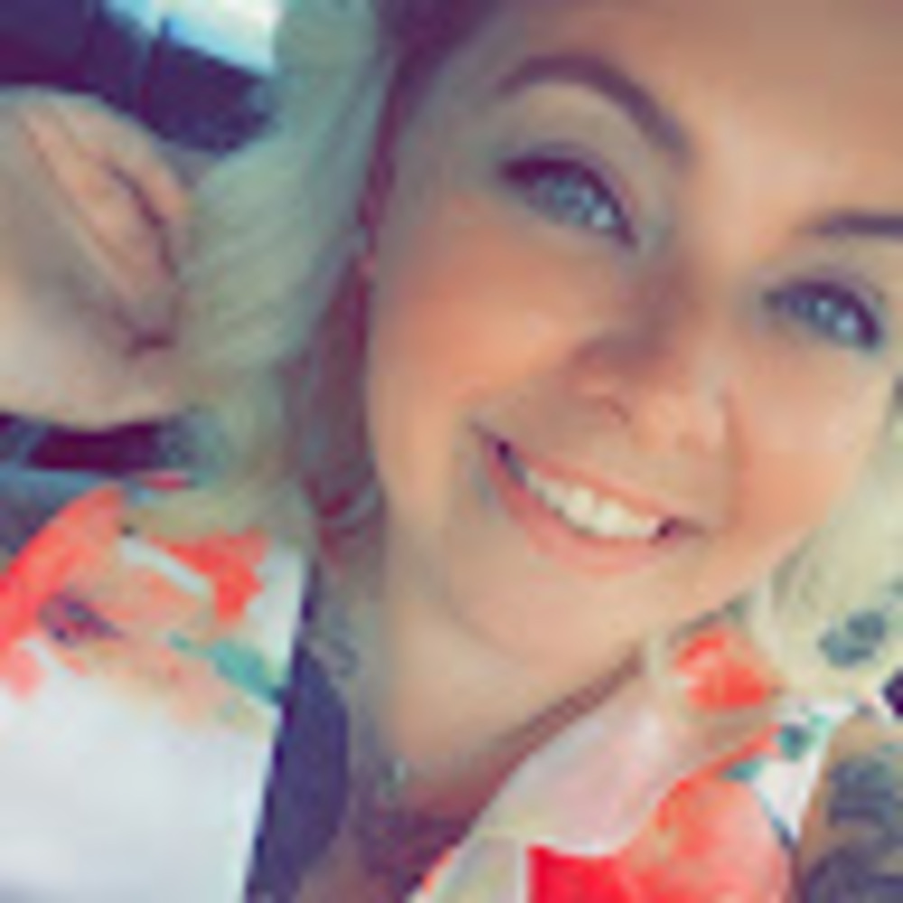 Meet your Posher, Kasandra